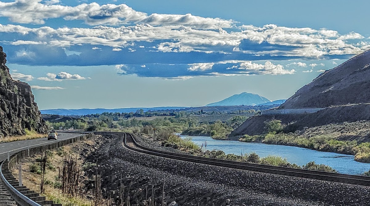 Yakima River Put-In (Ringer Loop) photo 3